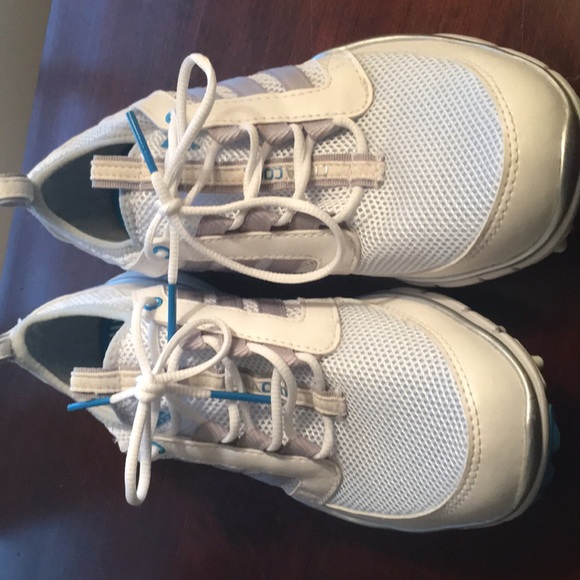 donne adidas scarpa da golf poshmark donne adidas scarpa da golf poshmark